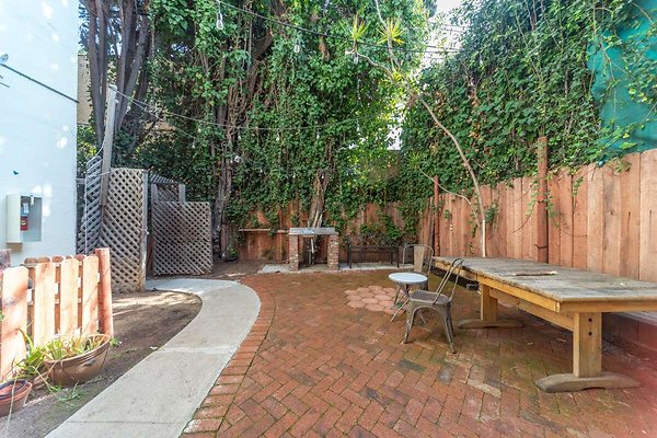 13991 patio 2
