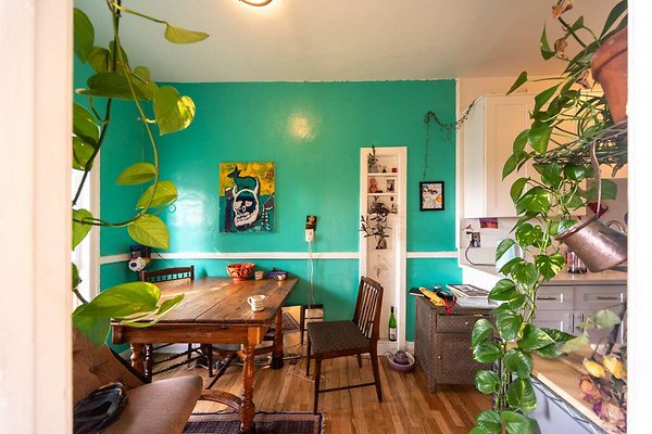 13991 apartment 10
