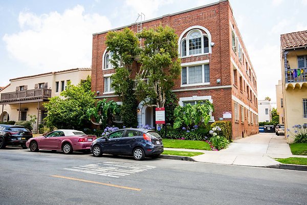 A2F 478 442 Cochran Ave