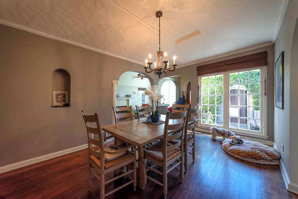 11420 dining 4