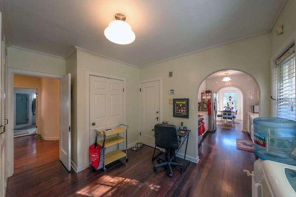 11420 laundry 3