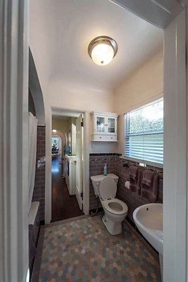 11420 bath 4