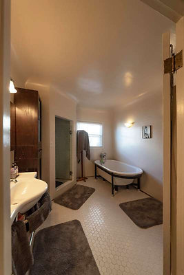 11420 bath 3