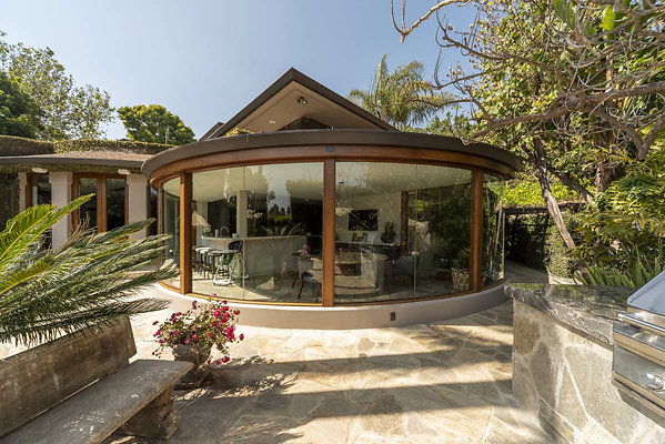 13769 patio 5