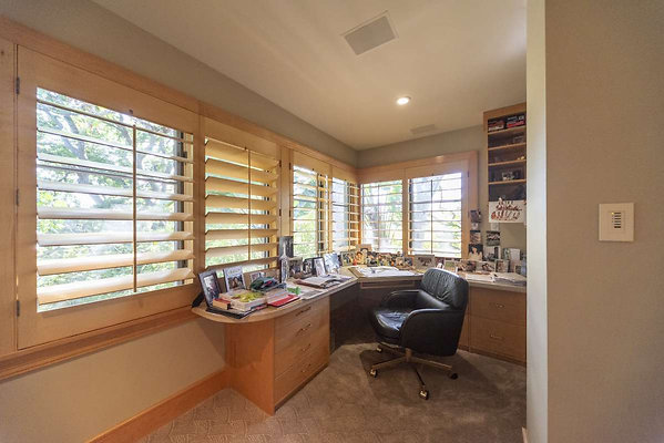 13769 office 1