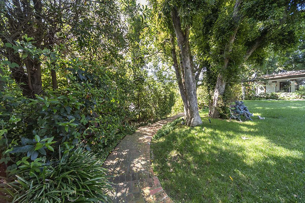 13769 garden 5