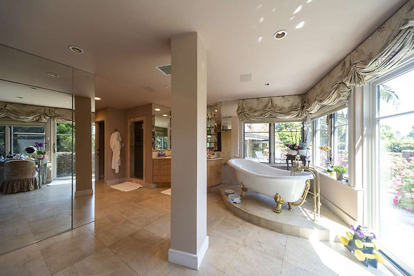 13769 bath 2