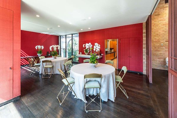 13851 dining 2