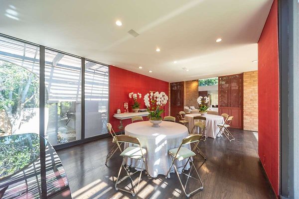 13851 dining 4