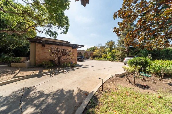 13851 drive 1