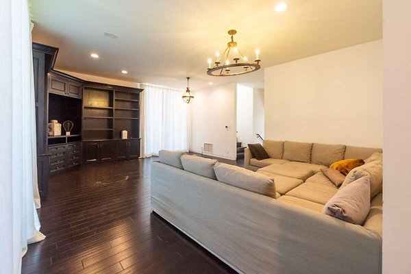 13851 office 1