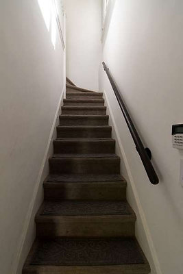 9883 stairs 8