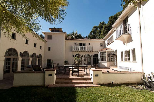 9883 courtyard 7