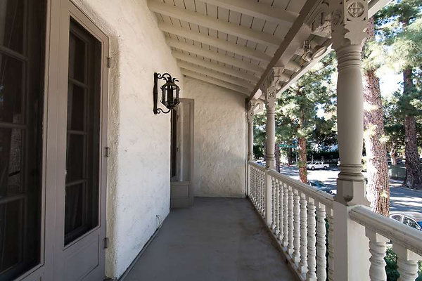 9883 balcony 5