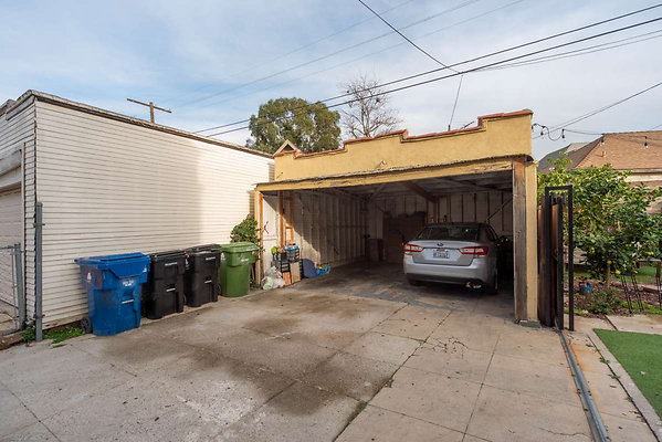 13146 garage 2