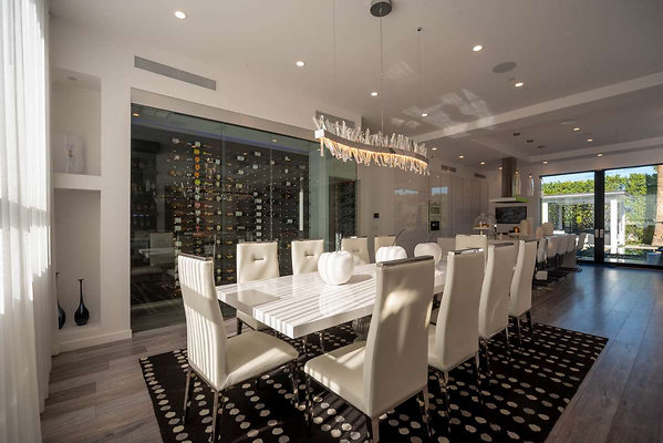 12920 dining 3