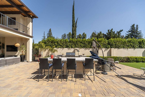 13646 patio 9