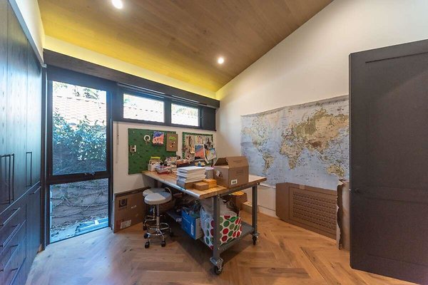 13997 office 1