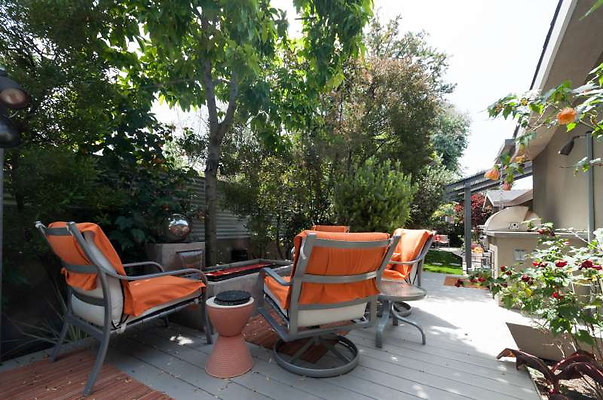 10509 patio 14
