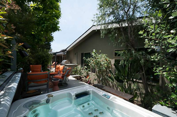 10509 jacuzzi 2