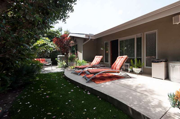 10509 patio 8