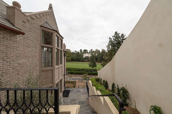 11393 balcony 1