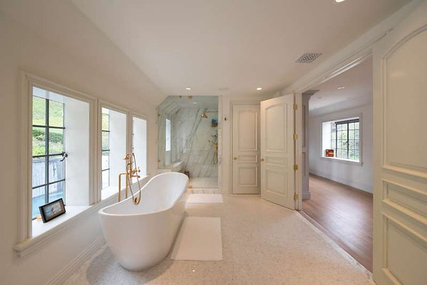 11393 bath 2