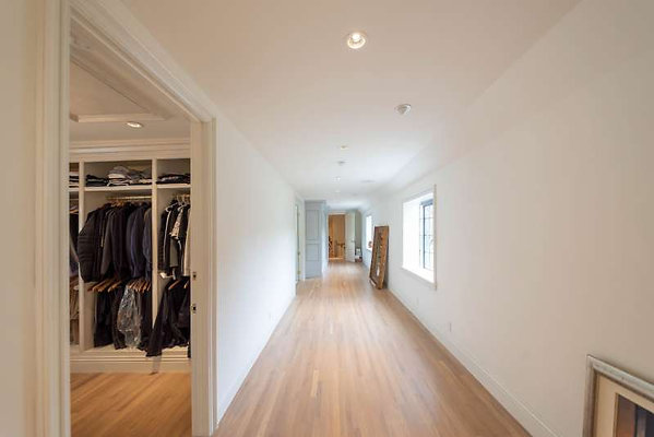 11393 closet 1