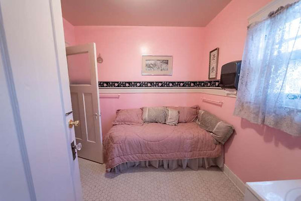 11892 bath 4