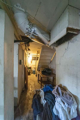 11892 basement 5