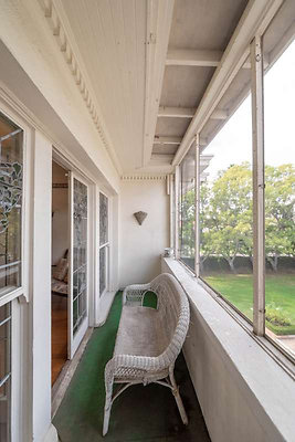 11892 balcony 1