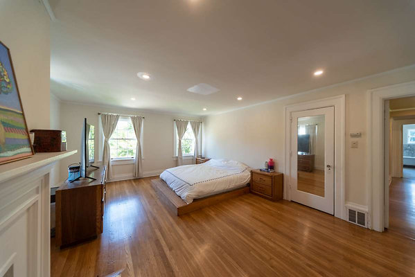 12394 bed 3