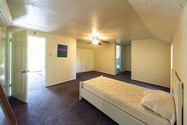 12394 attic 8