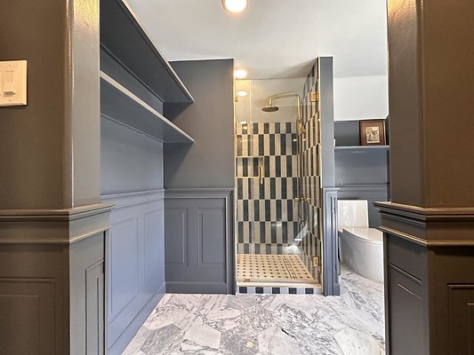 12394 bath 6