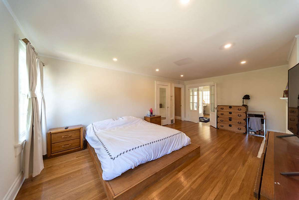 12394 bed 2