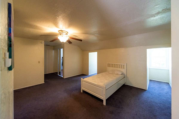 12394 attic 7