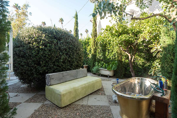 12961 courtyard 9
