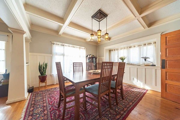 13968 dining 4