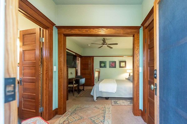 13968 bed 6