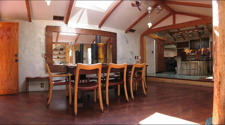 8318 dining 1