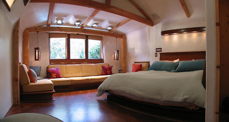8318 bed 4