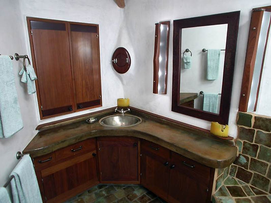 8318 bath 7