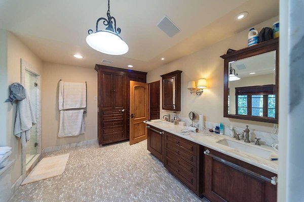 13727 bath 2