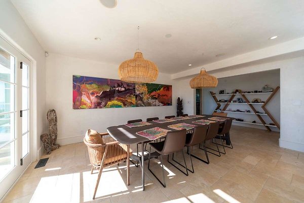 13727 dining 1