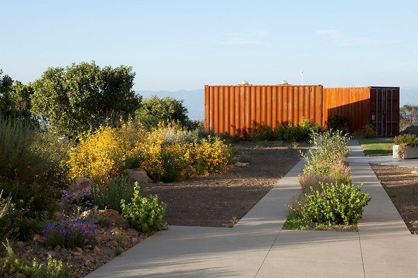 containers (4)