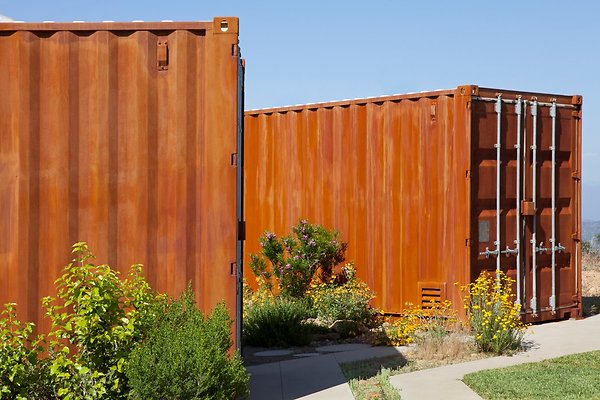 containers (6)