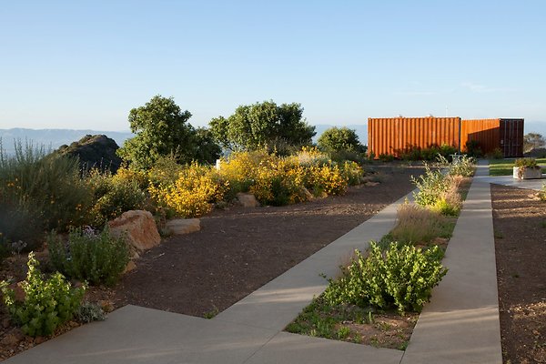 containers (3)