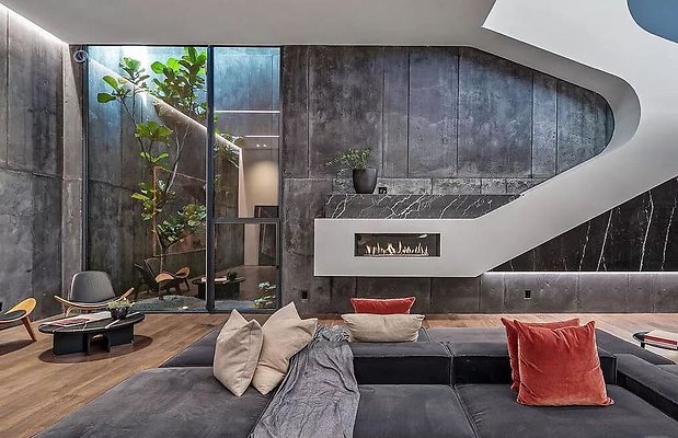 This-16500000-Stunning-Home-in-The-Highly-Coveted-Hills-of-Bel-Air-has-An-Automotive-Inspired-Intelligible-Shell-31