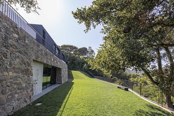 9d563Architectural 003