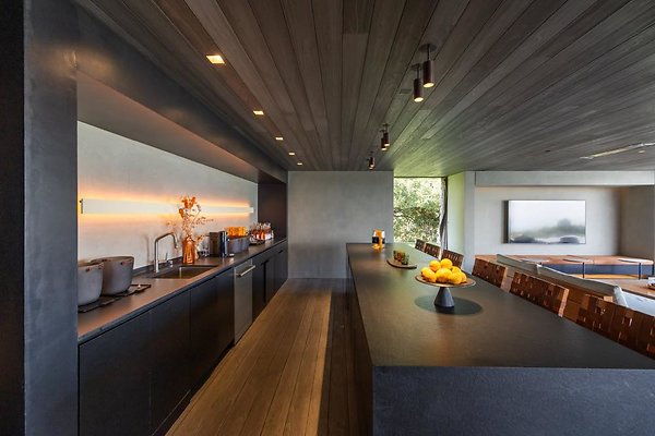 6d563Architectural 002